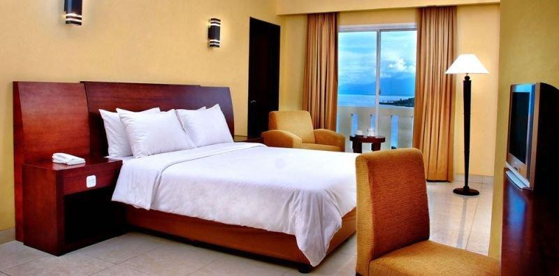 Aston Niu Manokwari Hotel & Conference Center Exterior foto