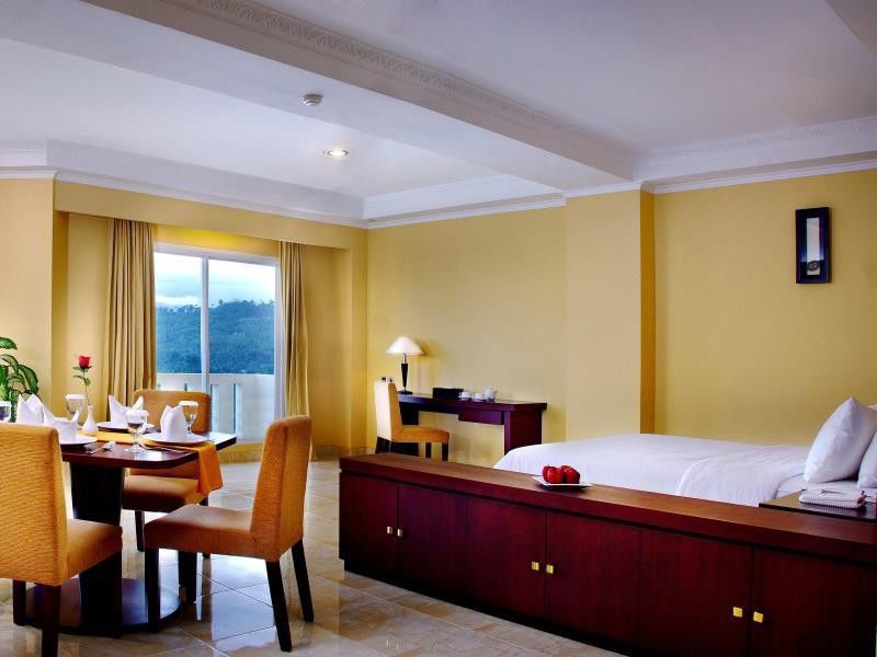 Aston Niu Manokwari Hotel & Conference Center Exterior foto